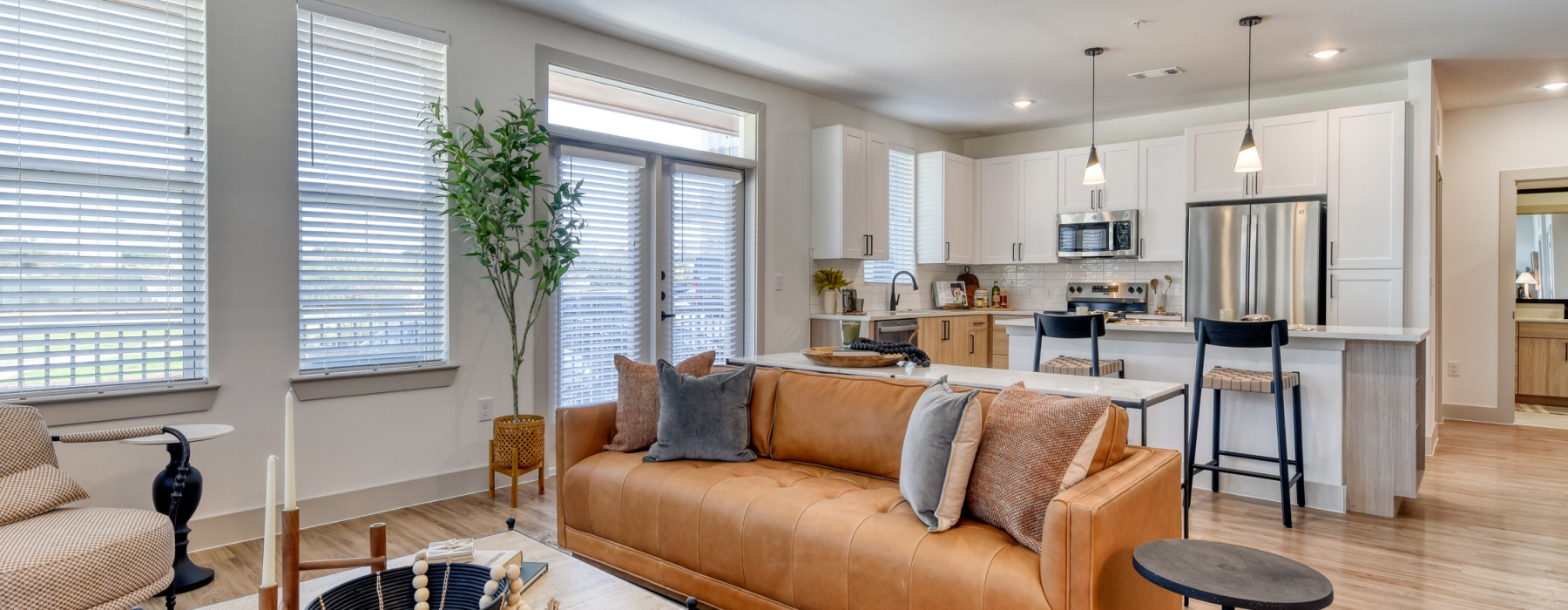 Living Room facing Kitchen